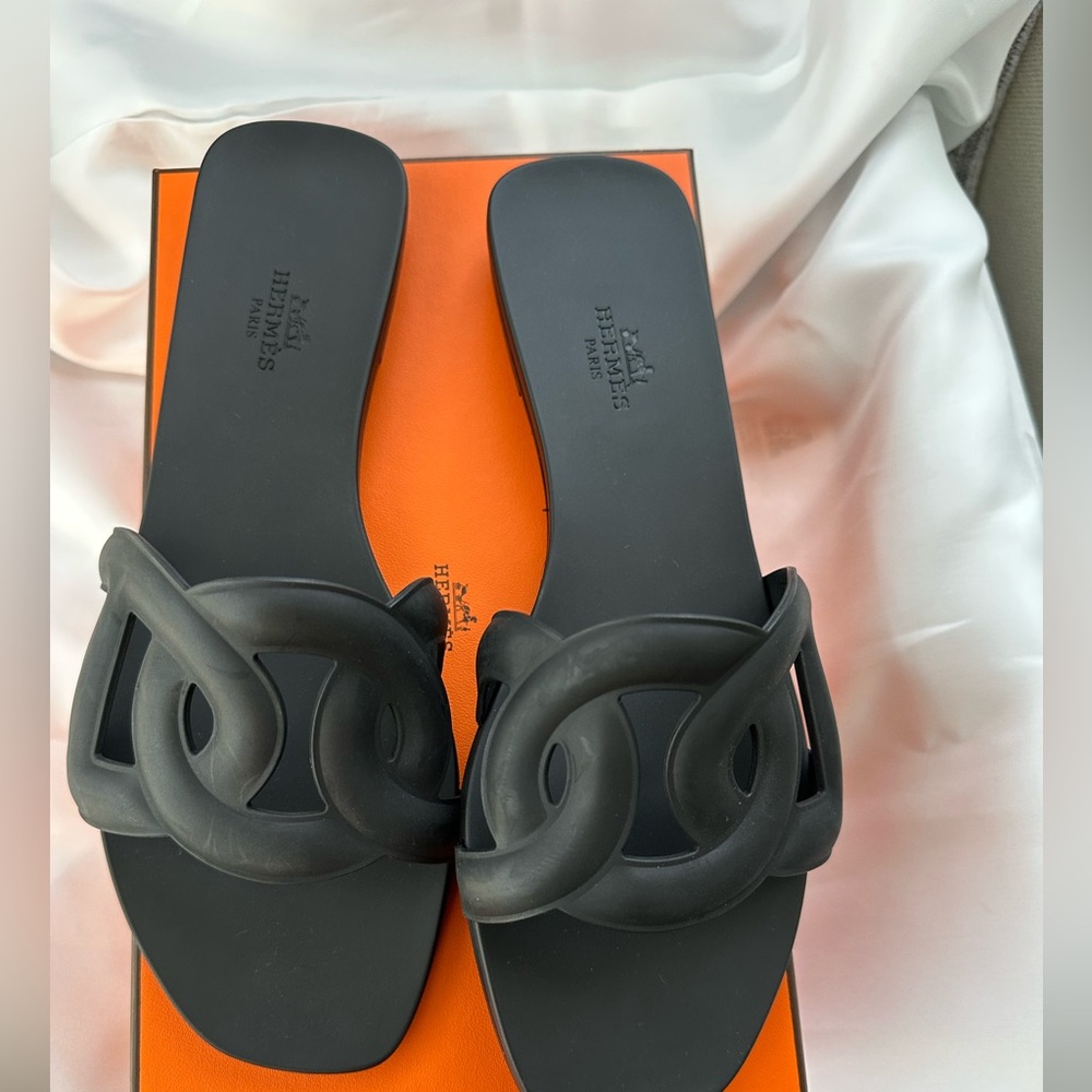 Black Women's Hermes Aloha Sandals